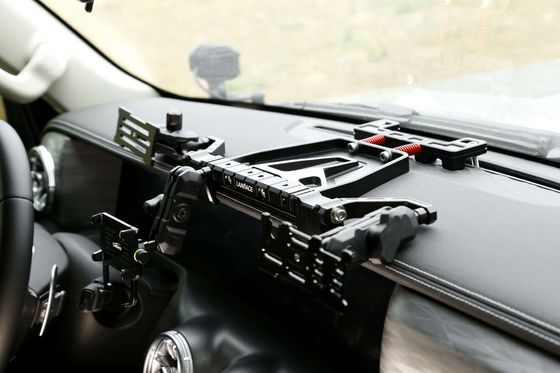 Siyah Alüminyum Alaşım Merkezi Konsol Bracket Mobil Telefon Sahibi GWM'nin Tank 300