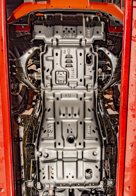 2012-2016 ISUZU D-MAX Motor Kapak Çamurlu Kapak Kaydırma Plağı Koruyucu Landace tarafından gövde altı koruyucu