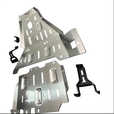 BMW Araç Montajı Motor Kapağı Altındaki Alüminyum Alaşımı Wrangler JL JK için Mud Flap Guard