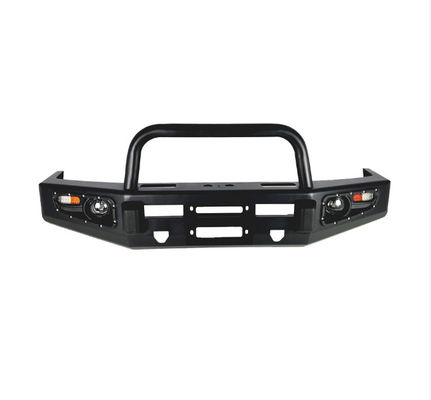 Hilux, arabanın tamponunu ters yol için özel olarak geliştirdi.