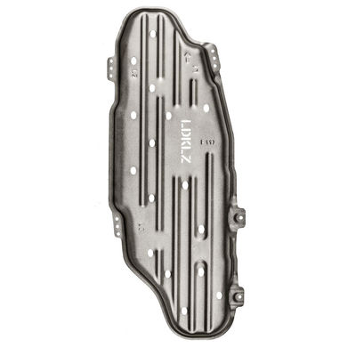 Land Cruiser LC200 koruması için yüksek magnezyumlu alüminyum alaşımlı yakıt tankı kayma plağı