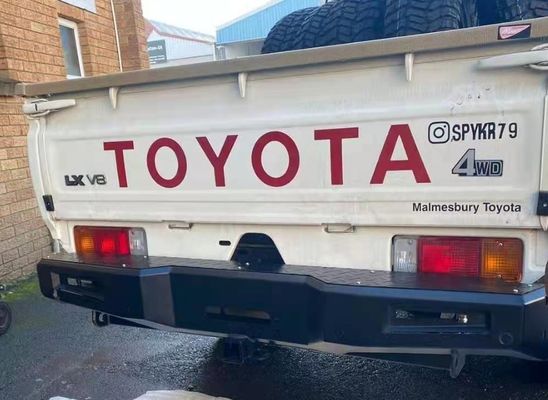 TOYOTA TRUCK LC79 Arka tampon aksesuarları çelik malzeme ve aksesuarlar ile siyah