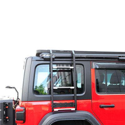 Evrensel Düz Platform Alüminyum Araç Çatı Taşıyıcısı için Tozla Kaplı 4x4 Off-road Yan Merdiven