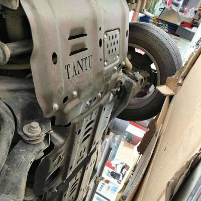 2018-2019 Toyota Tundra Ağır Güçlü Araç için Siyah Boya 5.0mm Şasi Koruma Plakası
