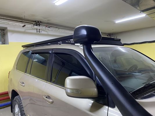 Kampo faaliyetleri için tam sondaj olmayan siyah toz kaplama 4x4 4 runner araba çatı rafları