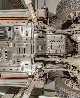 5 mm kalınlığında Alüminyum Turuncu Wrangler JL Skid Plate 19 Off-Road Performans için