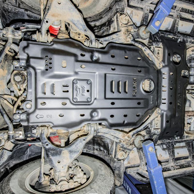 Soğuk lastikli çelik şasi koruma tahtası Nakliye yolu Hava/kara/deniz Toyota FJ Cruiser