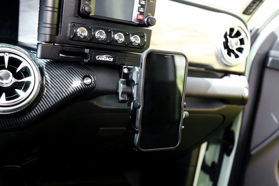 Kırmızı Off-road Araç Aksesuarları Evrensel Alüminyum Alaşım Merkezi Konsolu Araç Radyo İstasyonu Değiştirici Paneli