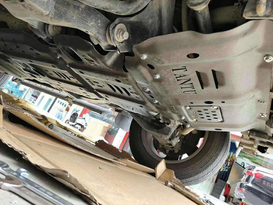 Toyota Tundra ve Sequoia 2009- 4X4 Araç Dış Aksesuarları için Beden Altı Koruması