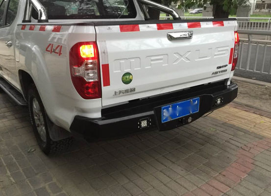 T60 Pickup Maxus Otomobil Parçaları Winch Bull Bar Ön Tampon Arka Tampon Lastik Taşıyıcılı Jerrycan Sahibi