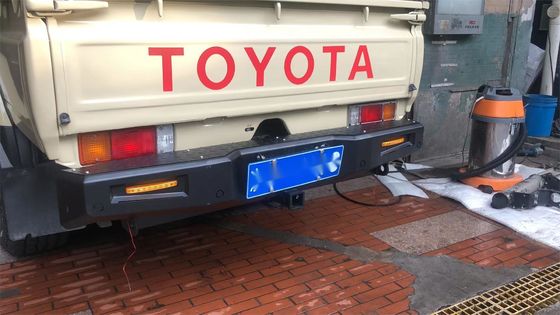 Toyota LC79 lastik taşıyıcı Jerrycan tutucu ile arka tampon vinç boğa çubuğu ön tampon