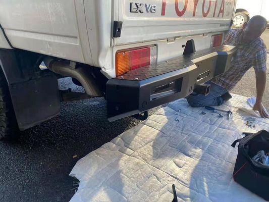 Toyota LC79 Barut Kaplı Çarpıcı Çarpıcı ve Lastik Taşıyıcı ile Vintül Ön Çarpıcı