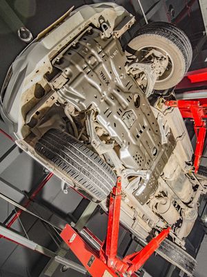 ISUZU MU-X ve D-MAX Aksesuarları Motoru Transmisiyonu Transfer Kutusu için OEM Kaydırma Plağı