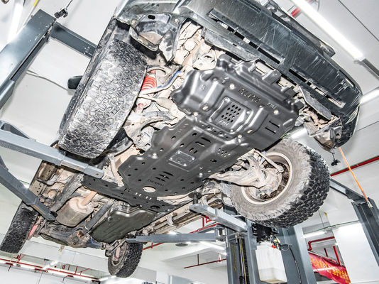 Toyota Prado LC150 OEM için uygundur Yakıt tankı için 3 boyutlu kayma plağı Vücut alt koruma zırhı