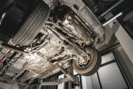 Jeep Wrangler Hibrit Elektrikli Araba 3D Vücut Altı Koruma Pil Koruyucu Gümüş Kalkan