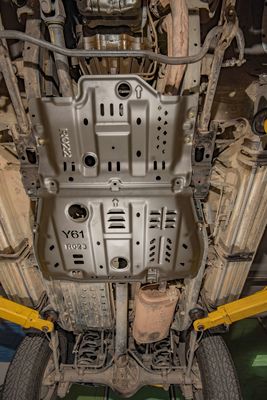 3.5mm Kalınlığı NISSAN Patrol Y61 Motor Koruma Plakası OEM 4x4 Dış Aksesuarları için