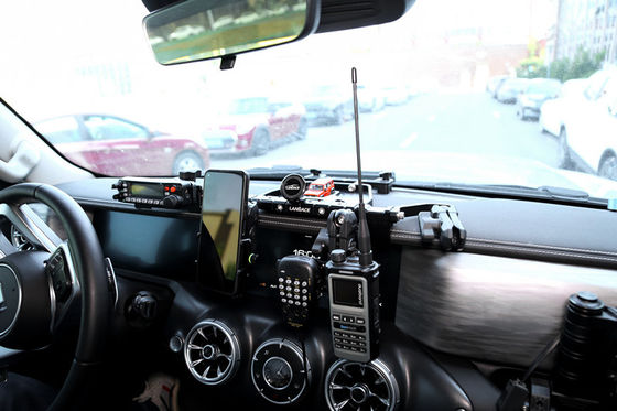 Off-road araç iç aksesuarları TANK 300 için alüminyum alaşım cep telefonu tutucusu