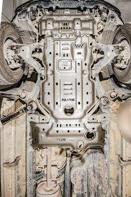 Ön motor tabanı kaydırma plaka motor bahçesi kaydırma plaka kesi şasi koruma tablosu Toyota için