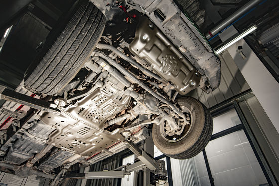 Wrangler JL hibrit elektrikli motorunuzun potansiyelini kullanın.
