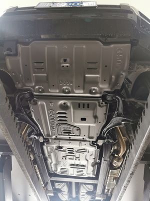 Alüminyum Alaşımı Mercedes G500 Şasi Koruma Motoru Kaydırma Plağı Kolay Bolt-On Montaj