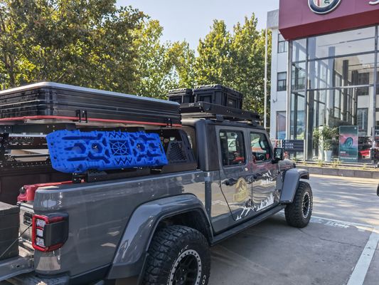 400kg Kapasite Kalıcı Jeep Çatı Rack Bar merdiven ve araba bagaj taşıyıcı ile